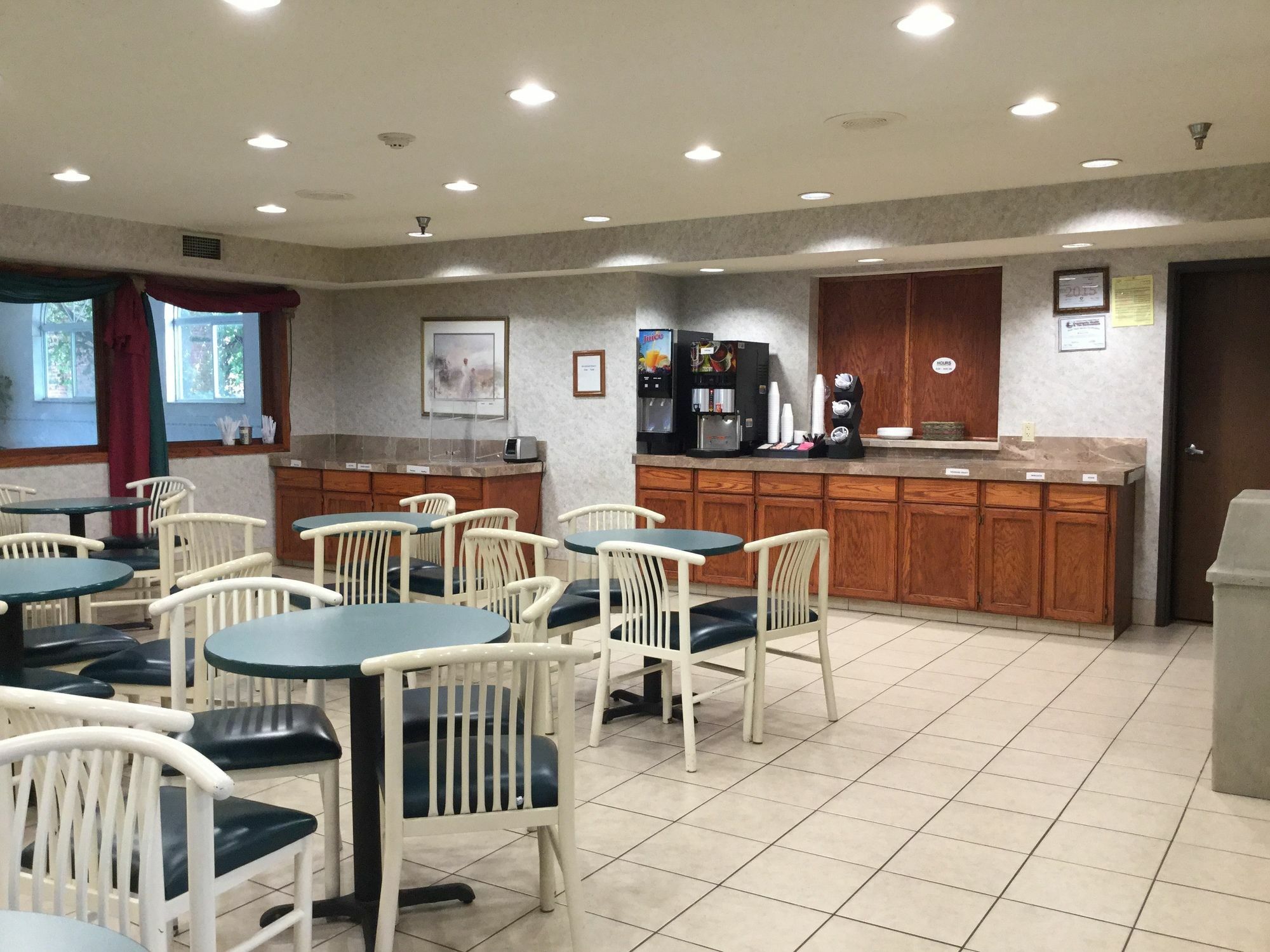 圣查尔斯美国最有价值旅馆酒店 外观 照片