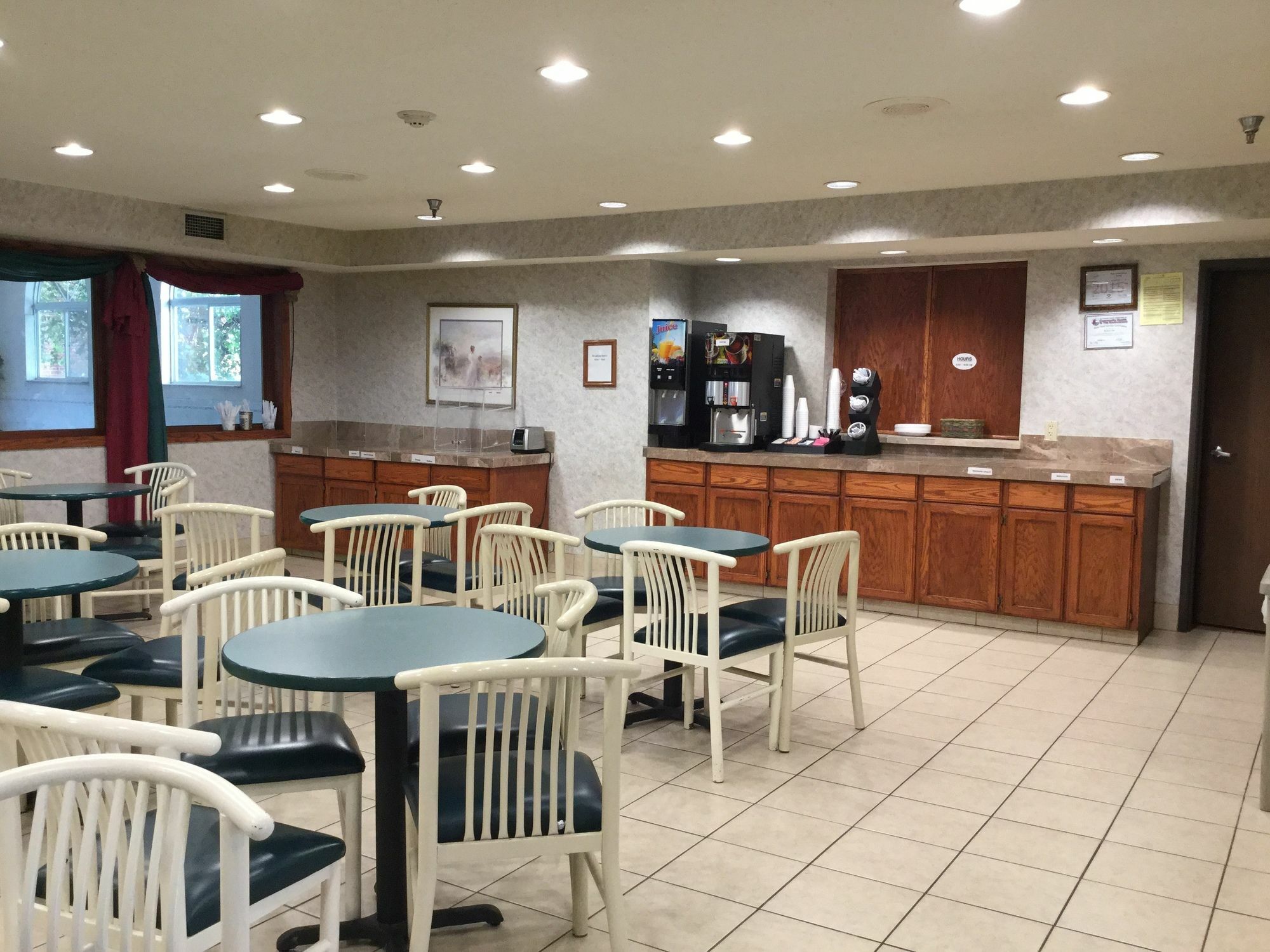 圣查尔斯美国最有价值旅馆酒店 外观 照片